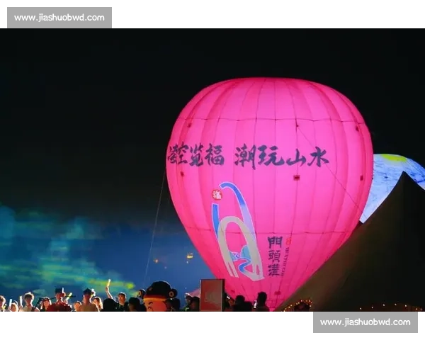 石家庄火力全开!热气球音乐嘉年华燃爆滹沱河畔 石家庄火力全开!热气球音乐嘉年华燃爆滹沱河畔
