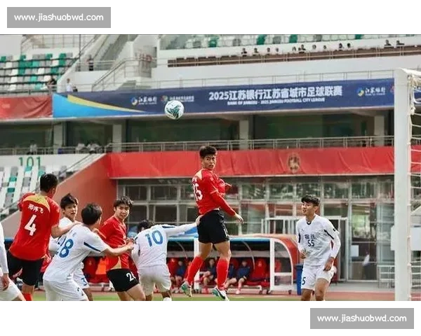 苏超热浪下的江苏：一场足球赛如何掀开经济家底的面纱