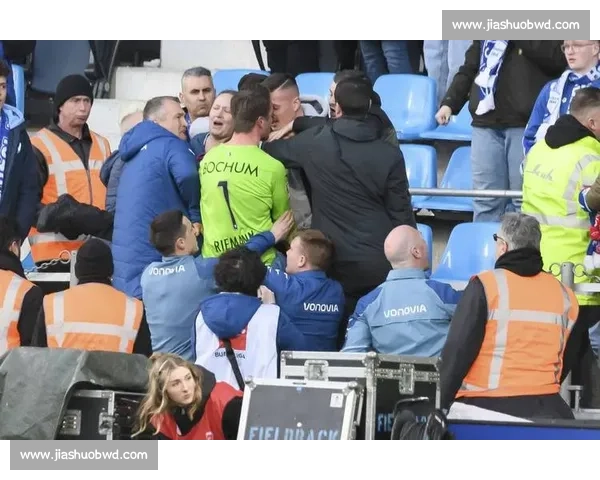 霍芬海姆启动芬克格拉夫转会谈判，斯图加特静待球员态度转变